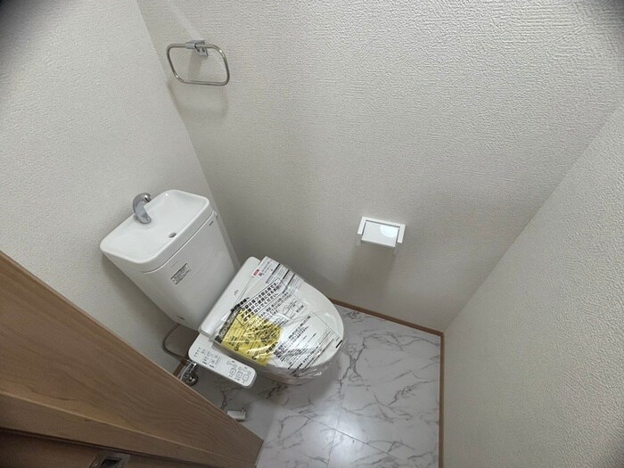 物件内観写真9　(トイレ)