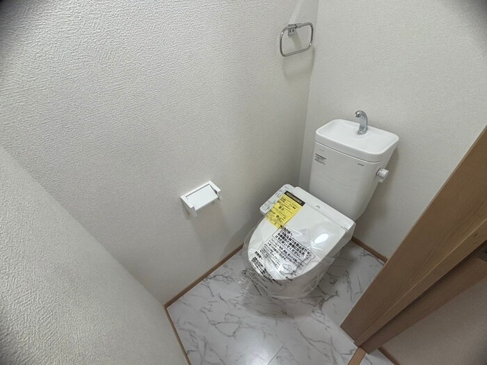 物件内観写真9　(トイレ)