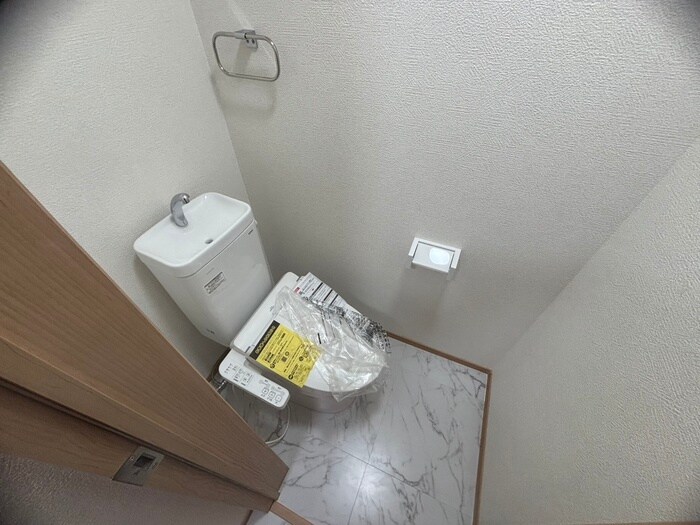 物件内観写真9　(トイレ)