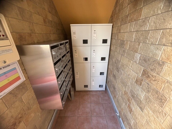 物件外観写真4　(建物設備)