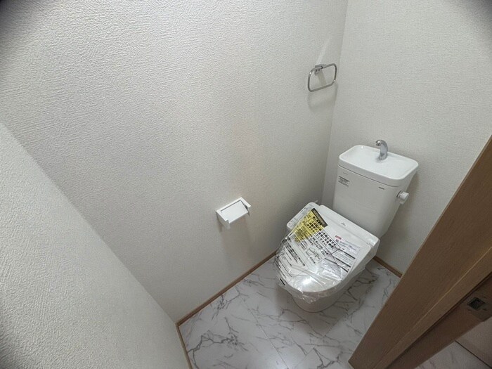 物件内観写真11　(トイレ)