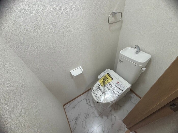 物件内観写真11　(トイレ)