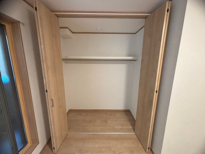 物件内観写真12　(収納)