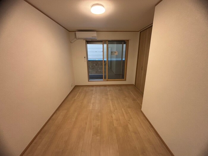 物件内観写真15　(居室)