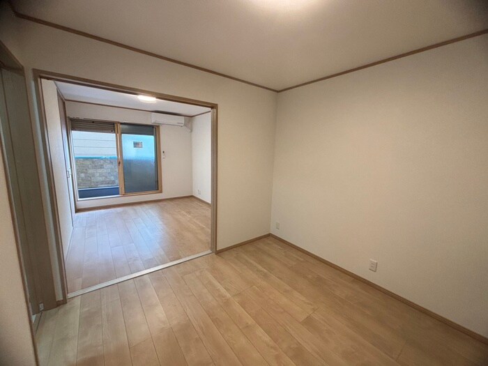 物件内観写真18　(居室)