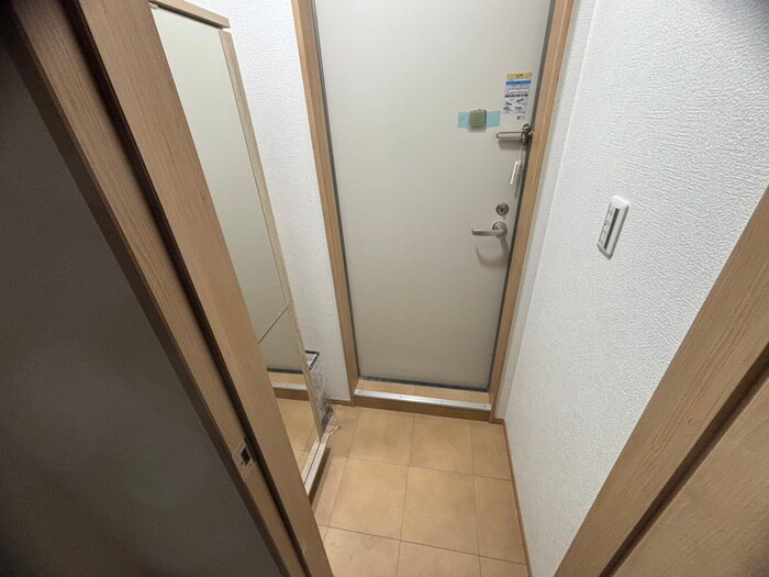 物件内観写真20　(玄関)