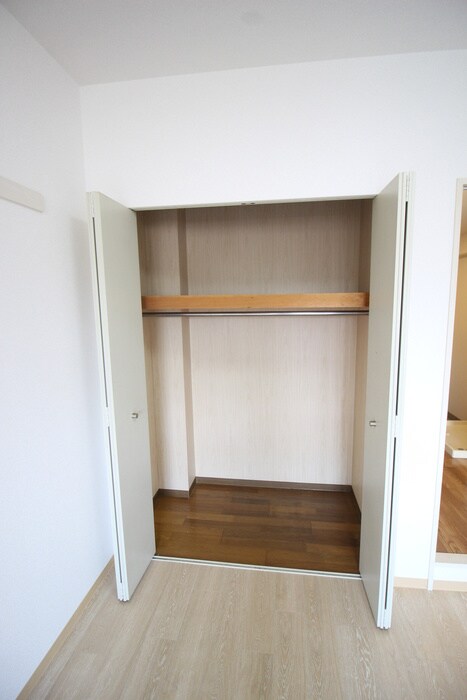 物件内観写真15　(収納)