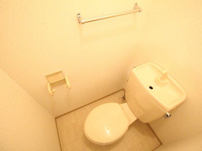 物件内観写真10　(トイレ)