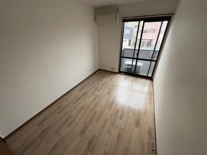 物件内観写真18　(居室)