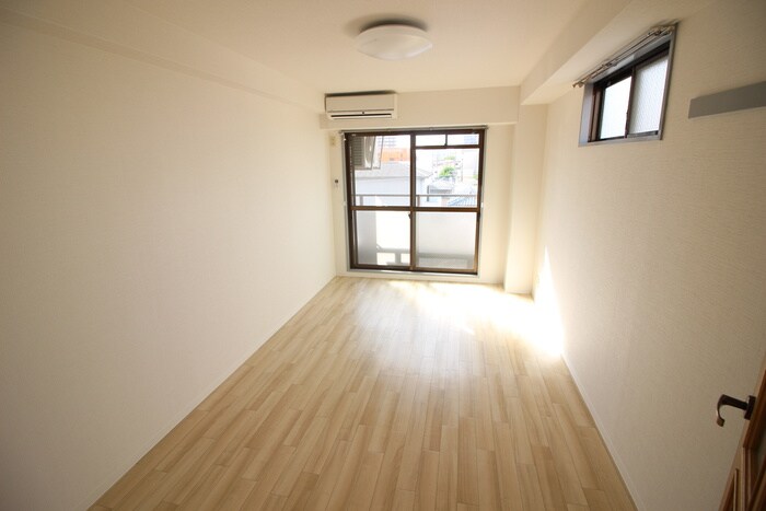 物件内観写真16　(居室)