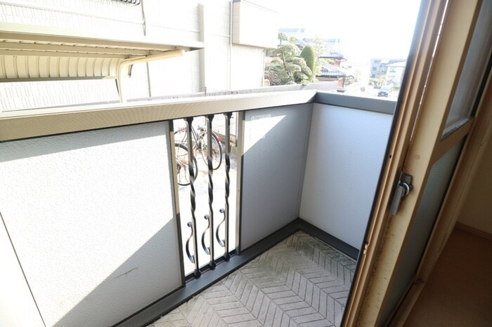 物件内観写真16　(ベランダ・バルコニー)