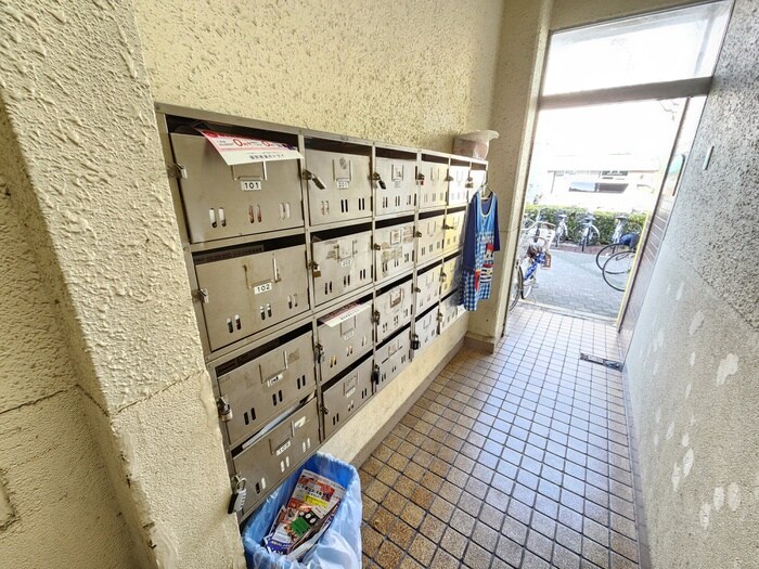 物件外観写真4　(建物設備)