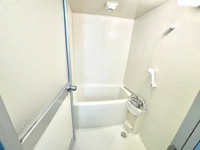 グランドヒル水橋のバス