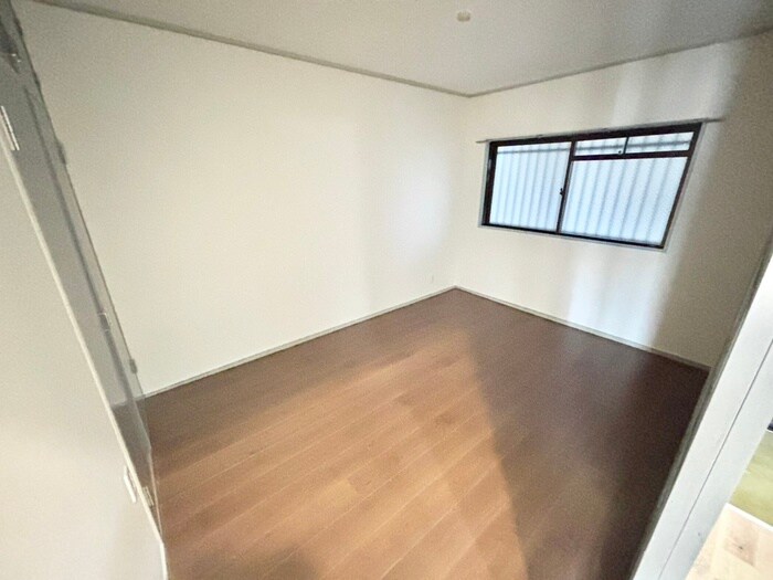 グランドヒル水橋の居室