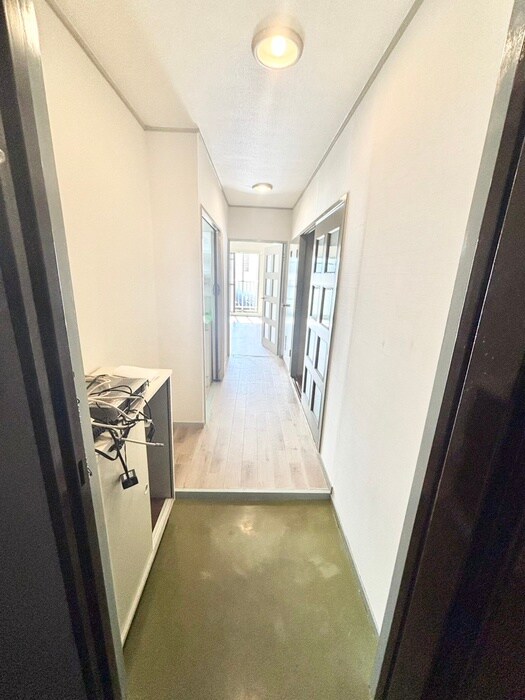 グランドヒル水橋の廊下