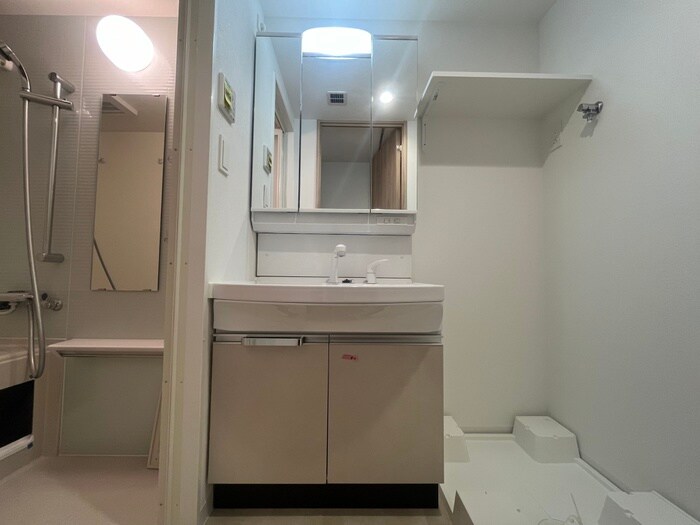 物件内観写真11　(洗面)