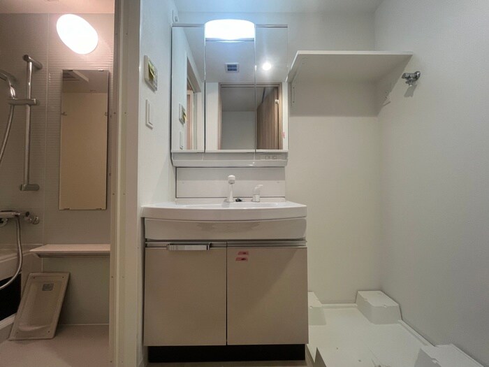 物件内観写真12　(洗面)