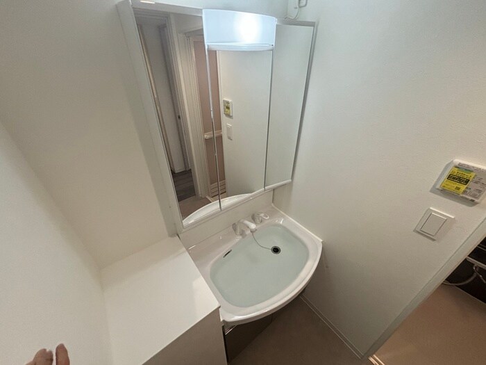 物件内観写真13　(洗面)