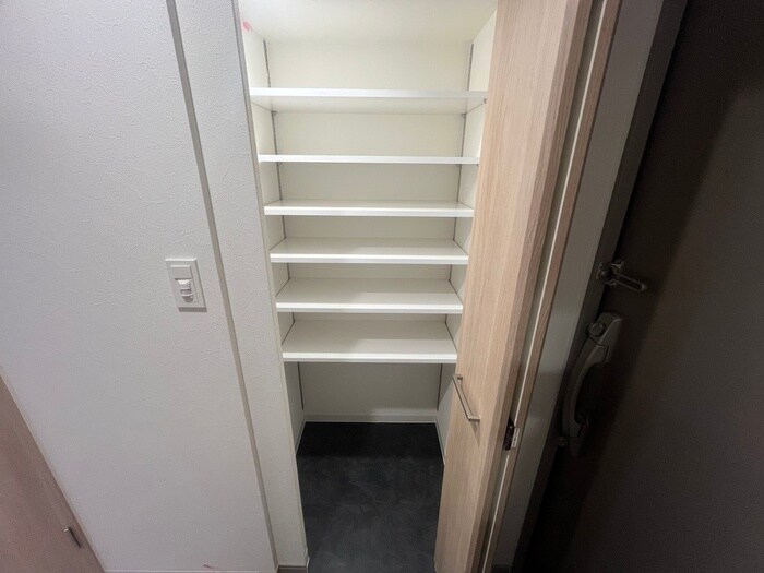 物件内観写真15　(靴箱)