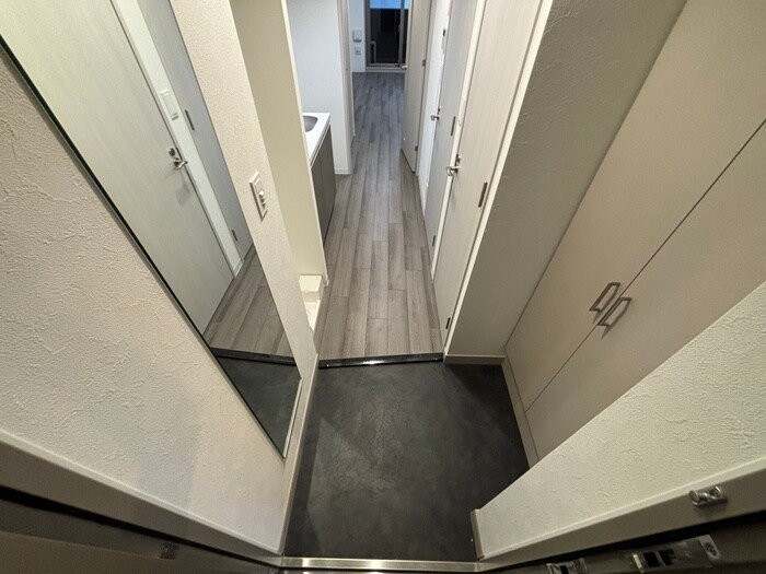 物件内観写真17　(玄関)