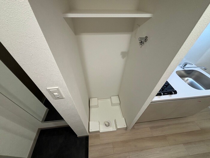 物件内観写真17　(洗濯機置場)