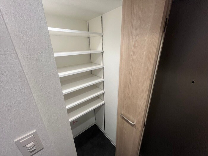 物件内観写真19　(靴箱)
