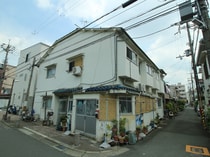 大和ハウスの外観写真