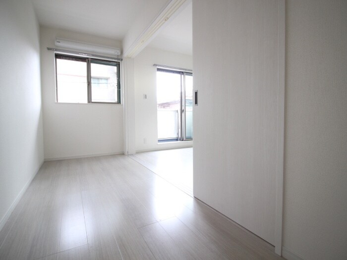 物件内観写真21　(居室)