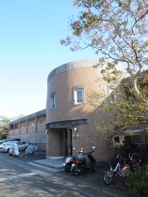 エルム松ヶ崎外観写真