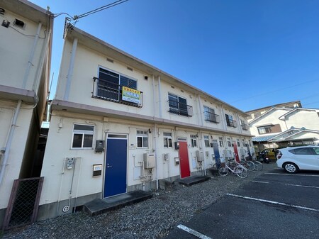 高岡アパ－トⅠ外観写真