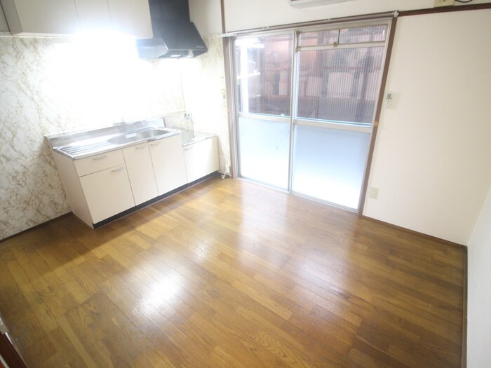 物件内観写真5　(居室)