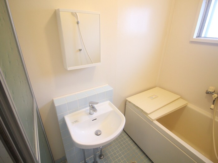 物件内観写真11　(洗面)