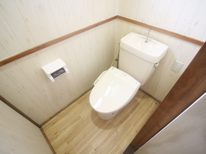 物件内観写真13　(トイレ)