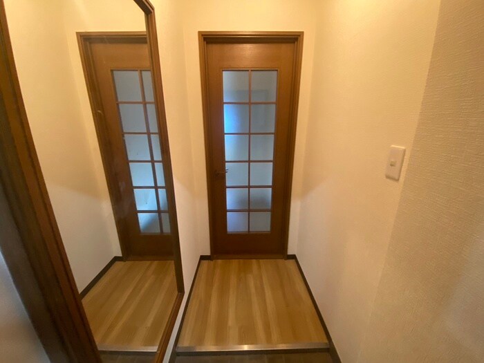 物件内観写真18　(廊下)