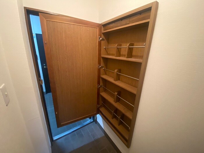 物件内観写真19　(靴箱)