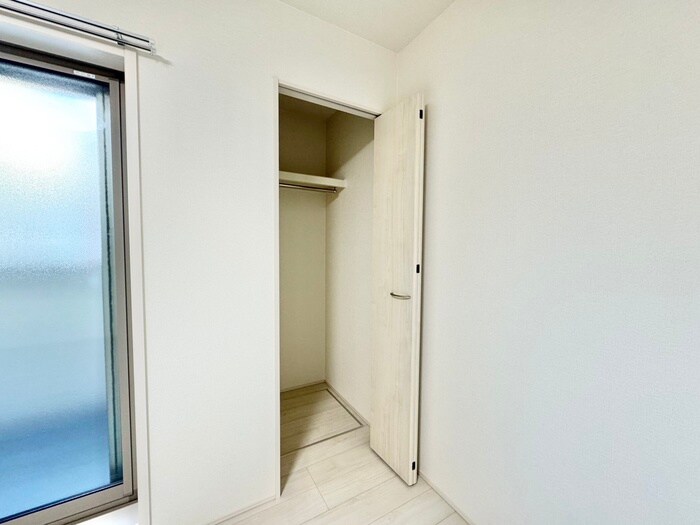 物件内観写真21　(収納)