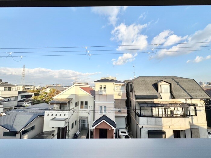 物件内観写真22　(室内からの展望)