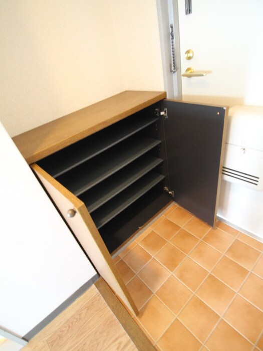 物件内観写真16　(靴箱)