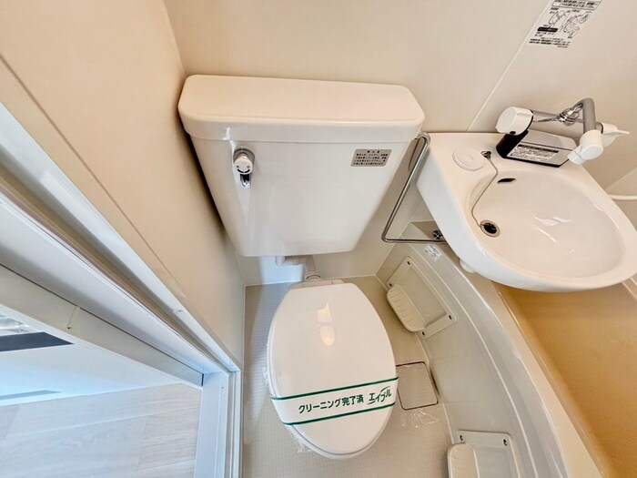 物件内観写真13　(トイレ)