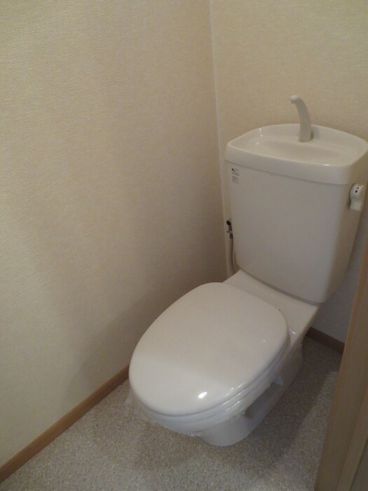 物件内観写真12　(トイレ)