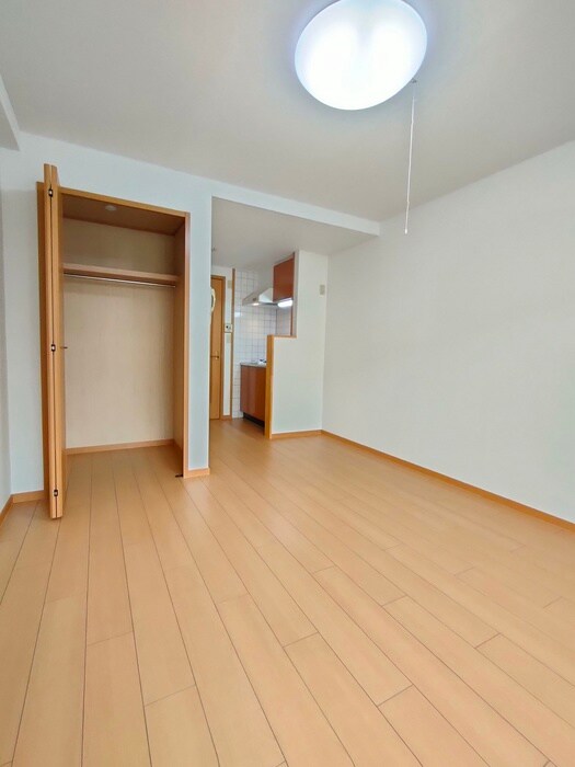 物件内観写真18　(居室)