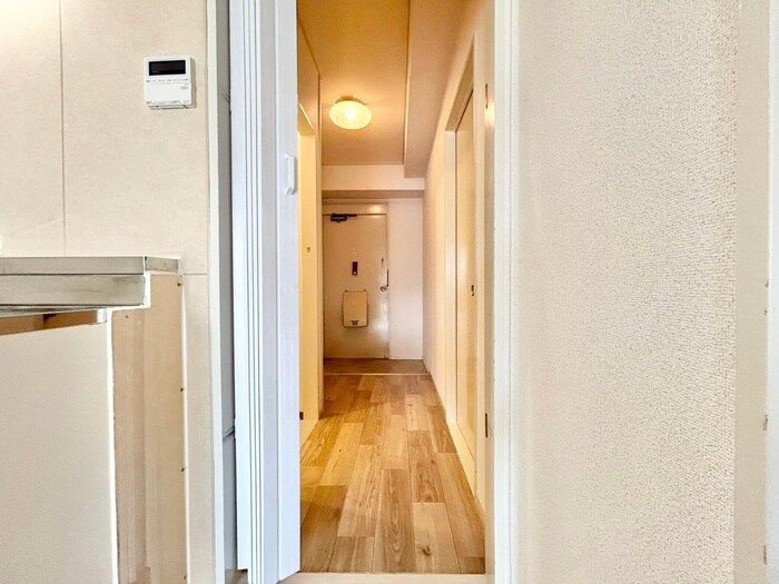 物件内観写真17　(廊下)