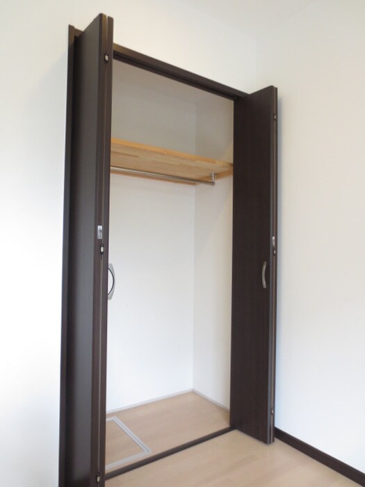 物件内観写真5　(収納)