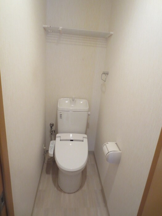 物件内観写真9　(トイレ)