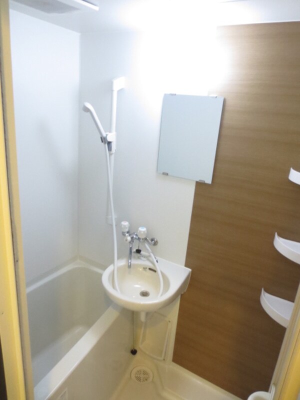 バス／シャワールーム等