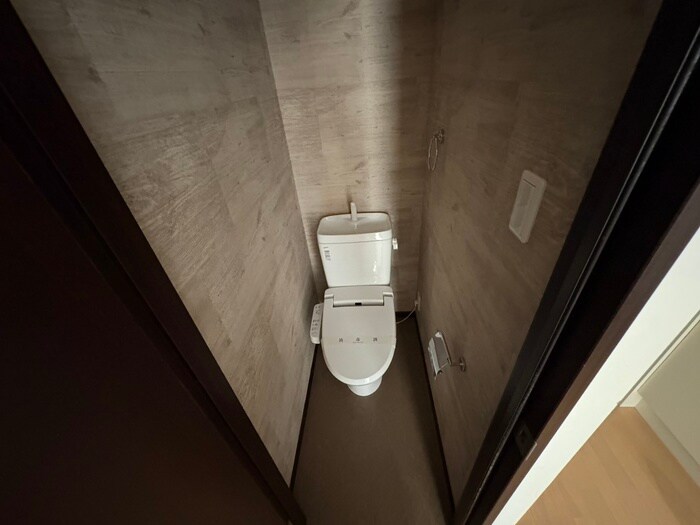 物件内観写真13　(トイレ)