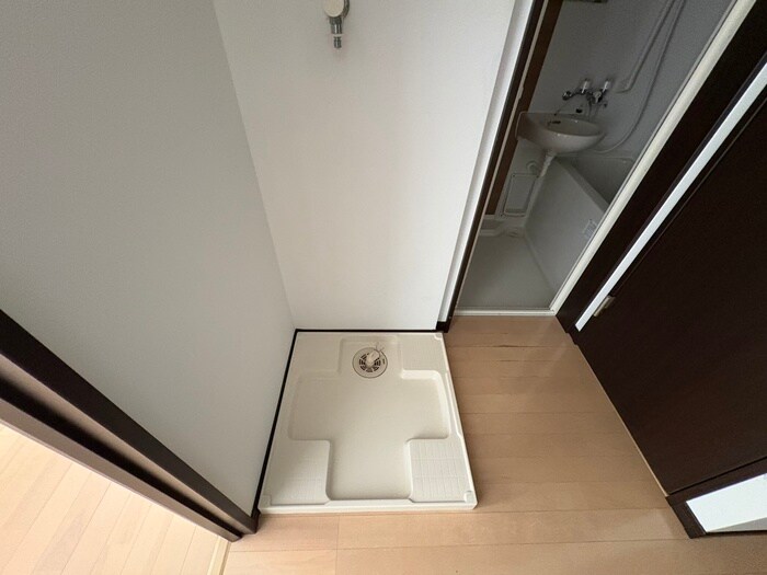 物件内観写真22　(洗濯機置場)