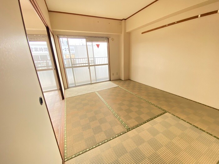 物件内観写真15　(居室)