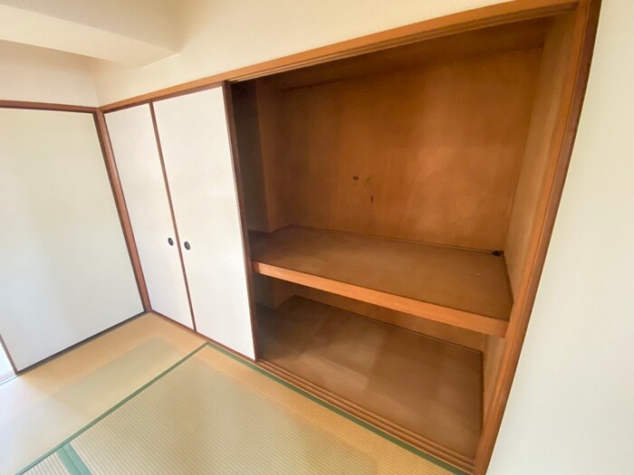 物件内観写真16　(収納)