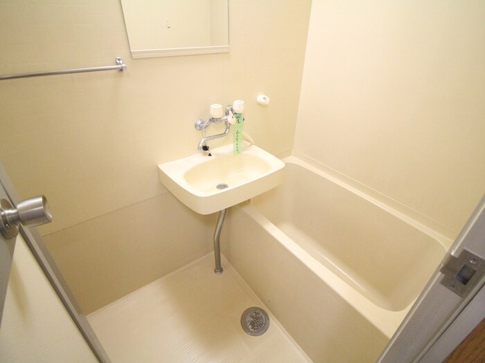 物件内観写真11　(バス／シャワールーム等)